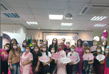 Rede Feminina participando da programação do outubro rosa na OAB Brusque